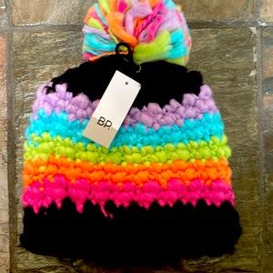 NWT knit beanie